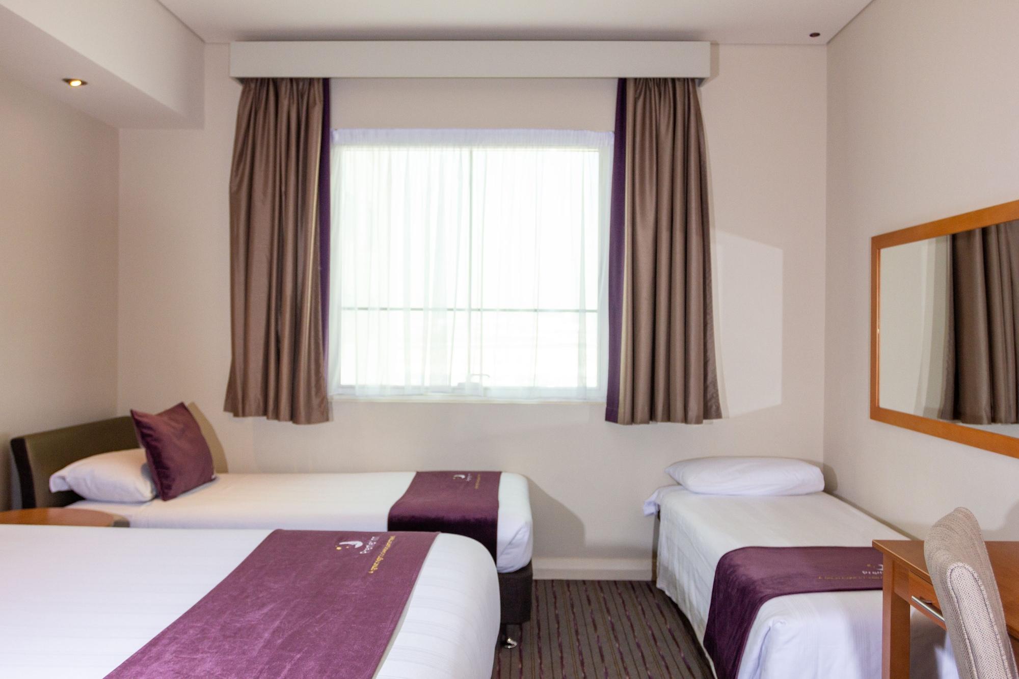 Premier Inn Dubai Silicon Oasis Extérieur photo