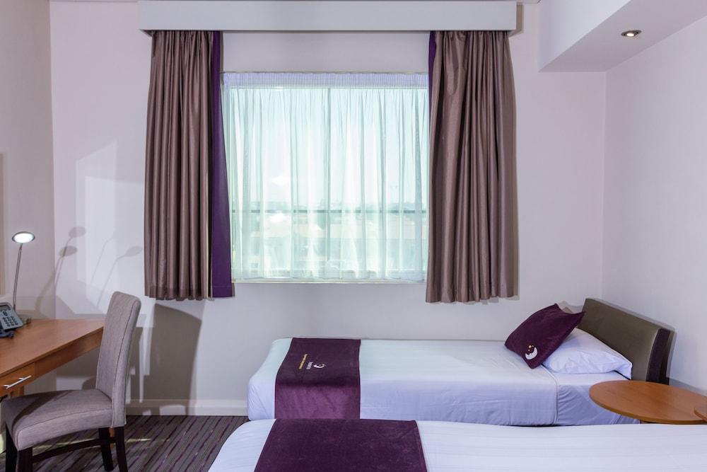 Premier Inn Dubai Silicon Oasis Extérieur photo